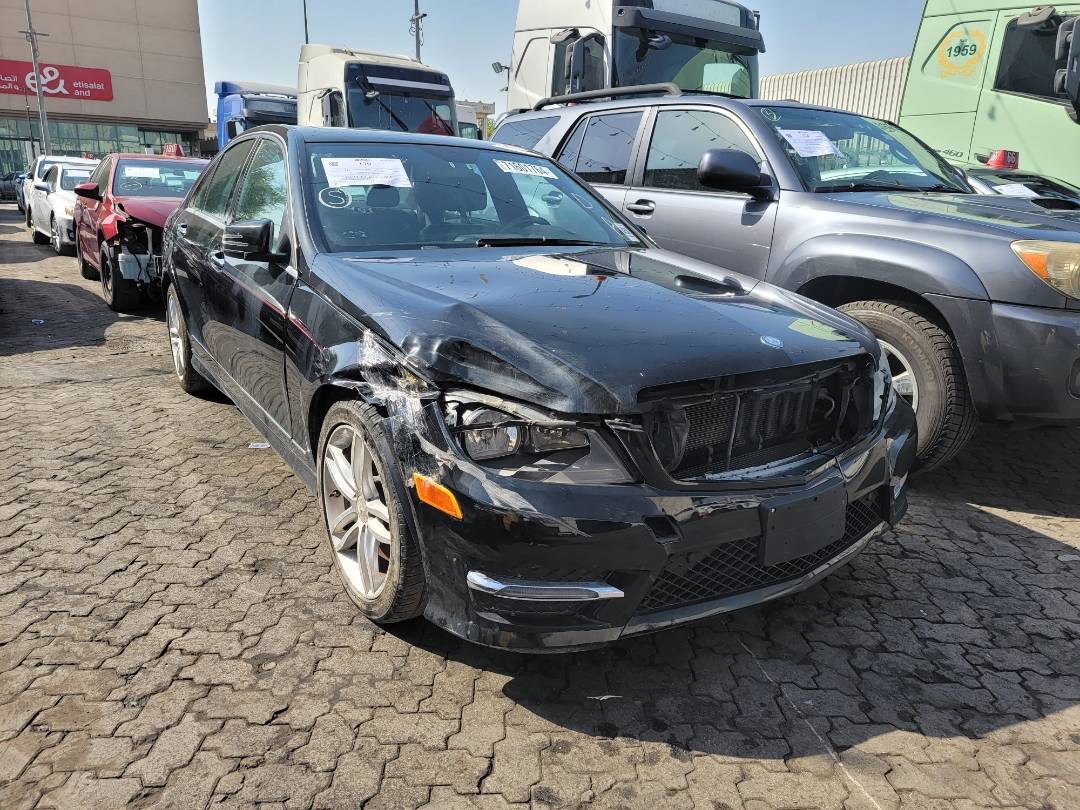 2013 MERCEDES BENZ C300 — 183630 Miles — Lot R283144 — Main - Marhaba Auctions Used Cars - Image 4