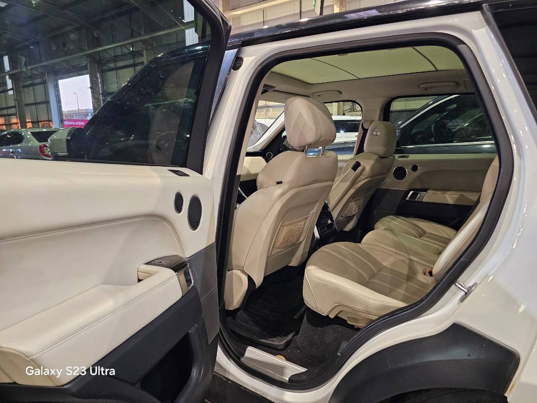 LAND ROVER RANGE ROVER SPORT HSE 2016 - Marhaba Auction Used Cars - Image 7