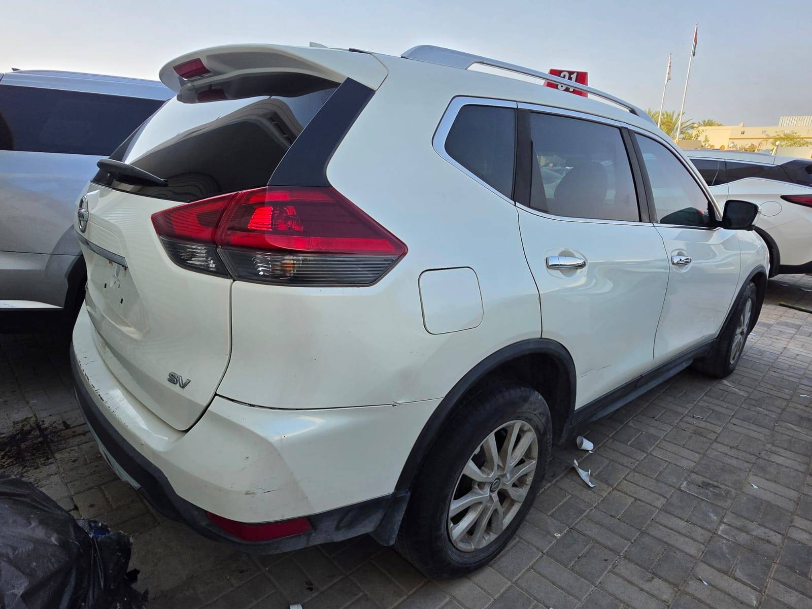 2018 NISSAN ROGUE — 188723 Miles — Lot TXJC769872 - Marhaba Auctions Used Cars - Image 6