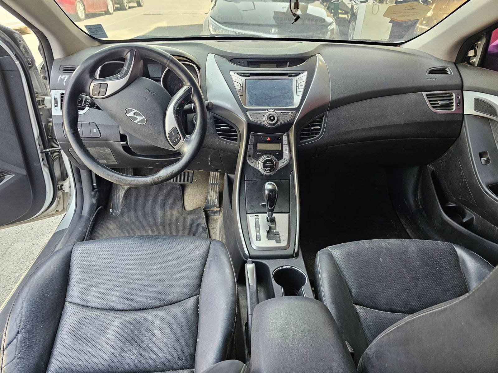 HYUNDAI AVANTE 2013 - Marhaba Auction Used Cars - Image 7
