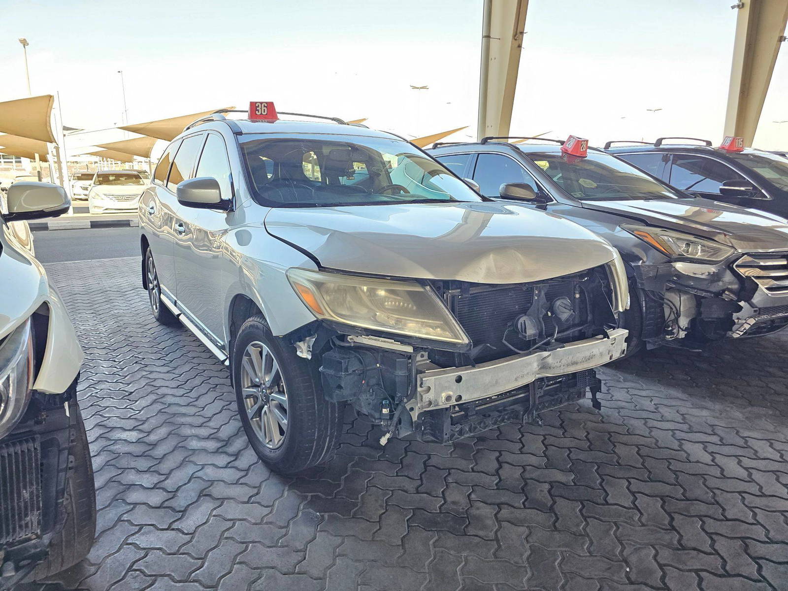 2014 NISSAN PATHFINDER — 214338 Miles — Lot C672172 — Souq - Marhaba Auctions Used Cars - Image 9