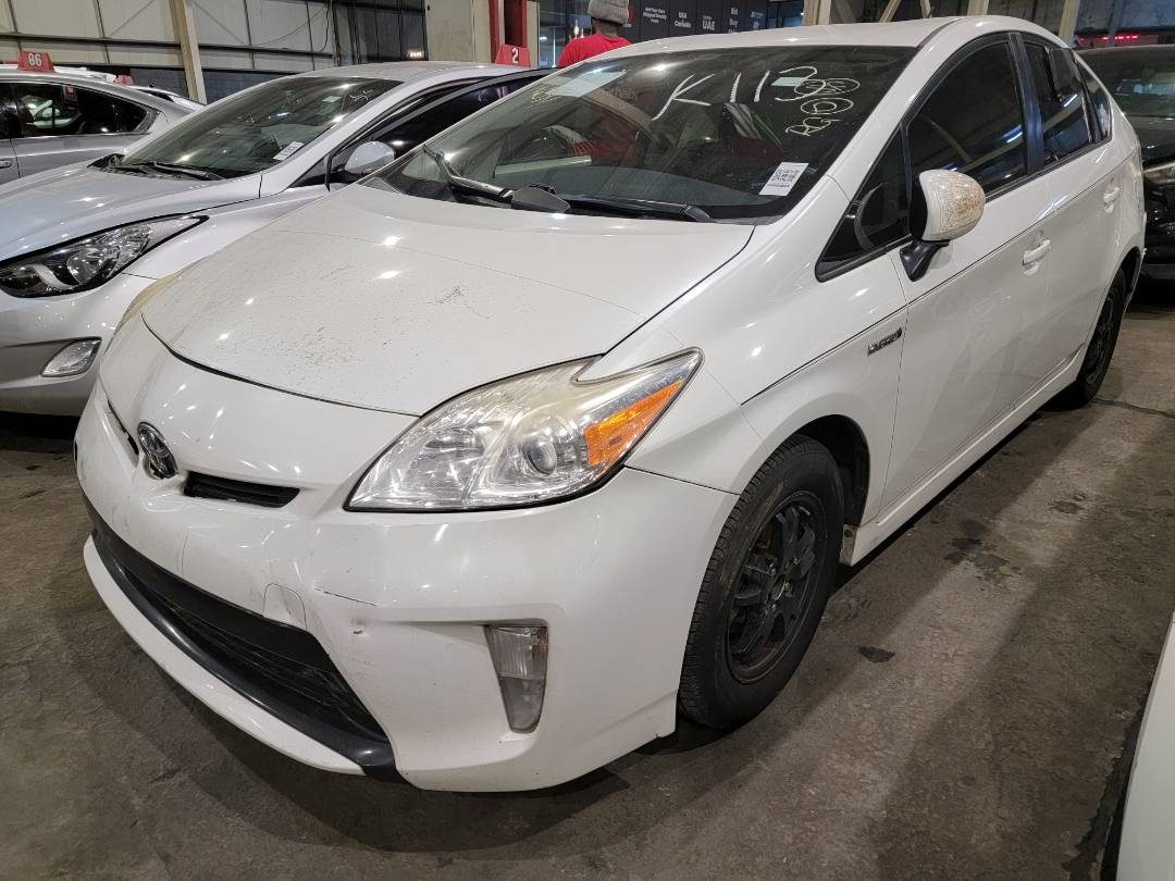 2015 TOYOTA PRIUS — 225332 Miles — Lot 86188564 — Main - Marhaba Auctions Used Cars - Image 3