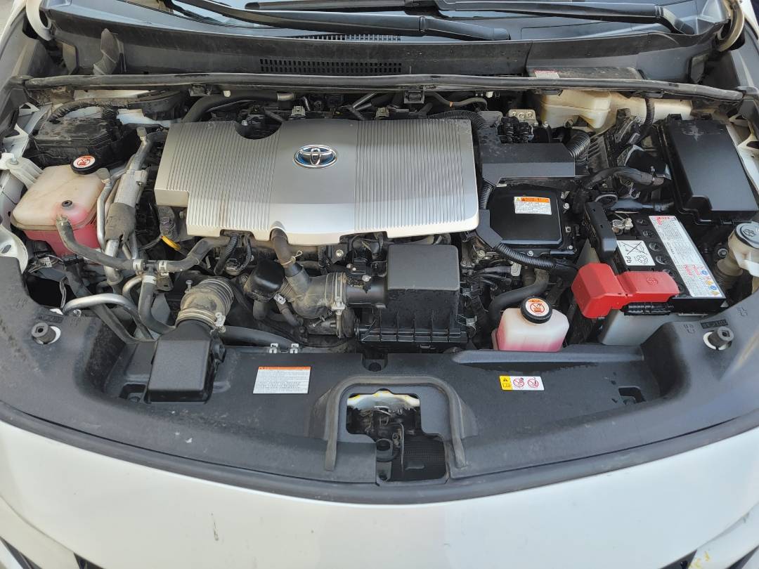 2019 TOYOTA PRIUS — 128297 Miles — Lot 3118285 - Marhaba Auctions Used Cars - Image 9