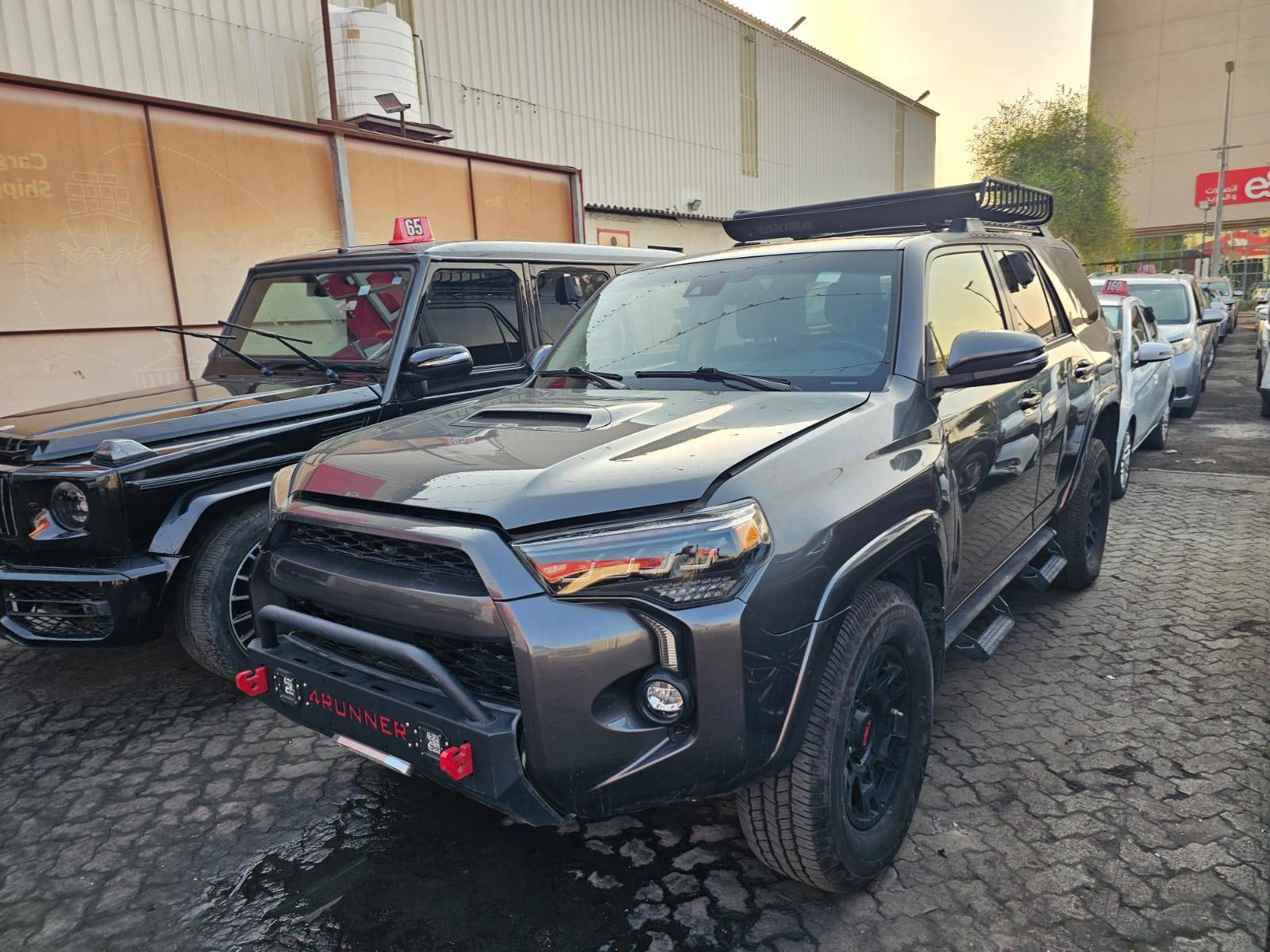Toyota 4Runner 2021 view 2