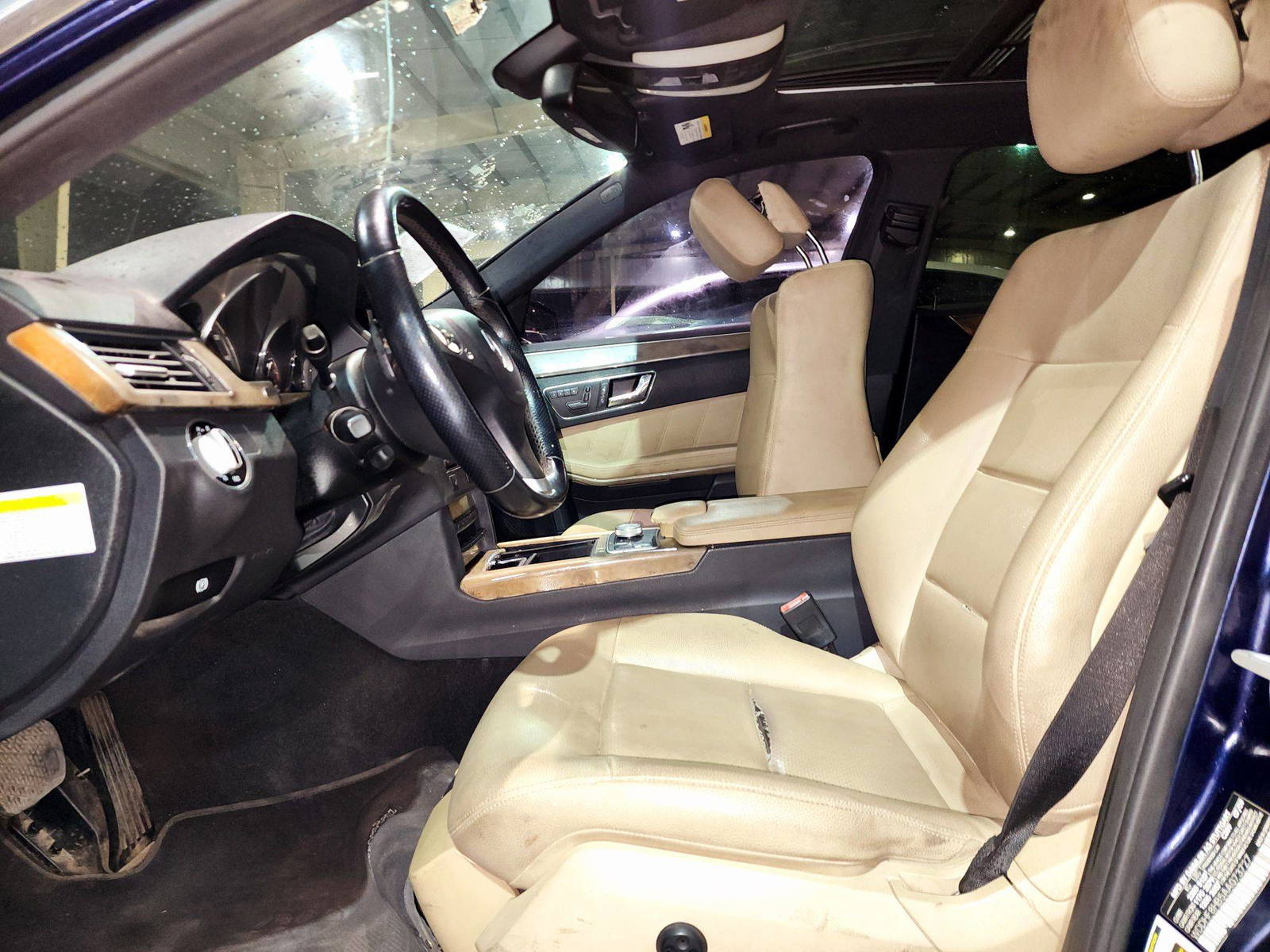 2010 MERCEDES BENZ E 350 — 170843 Miles — Lot HB5AA073727 — Souq - Marhaba Auctions Used Cars - Image 9