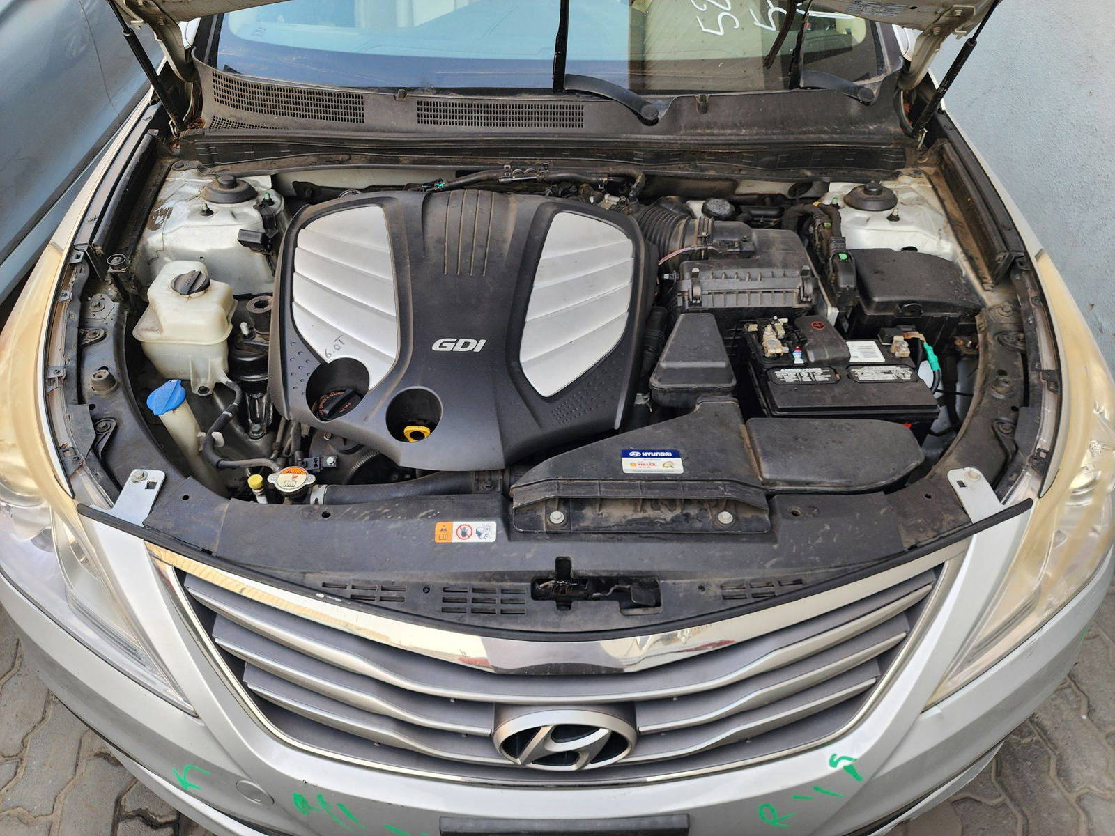 2016 HYUNDAI AZERA — 178029 Miles — Lot GA520030 — Al Quoz - Marhaba Auctions Used Cars - Image 13