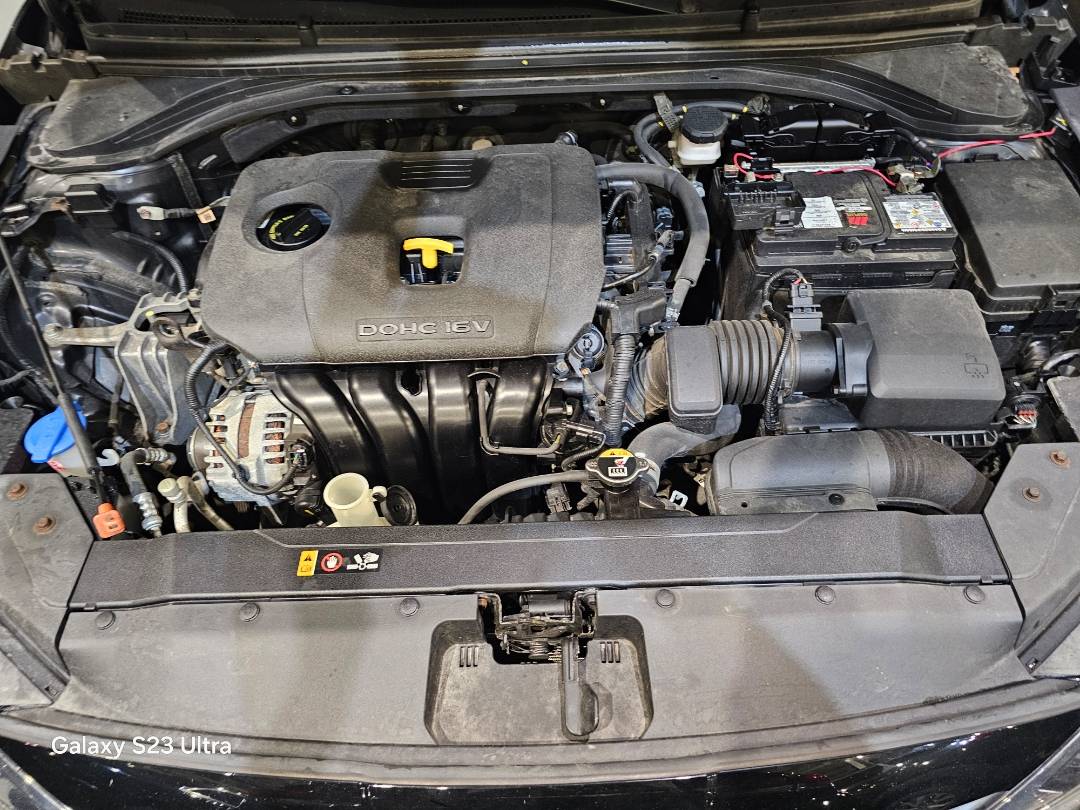 2020 HYUNDAI ELANTRA — 58298 KM — Lot 991412 — Main - Marhaba Auctions Used Cars - Image 11