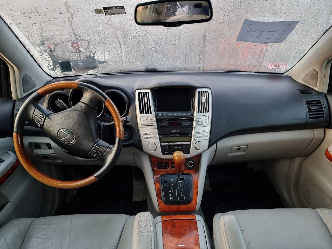 2008 LEXUS RX 350 — 154223 Miles — Lot 124587 — Souq - Marhaba Auctions Used Cars - Image 7