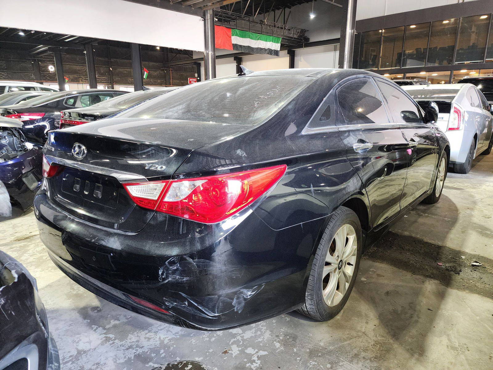 2010 HYUNDAI SONATA — 138443 KM — Lot A039215 — Souq - Marhaba Auctions Used Cars - Image 5