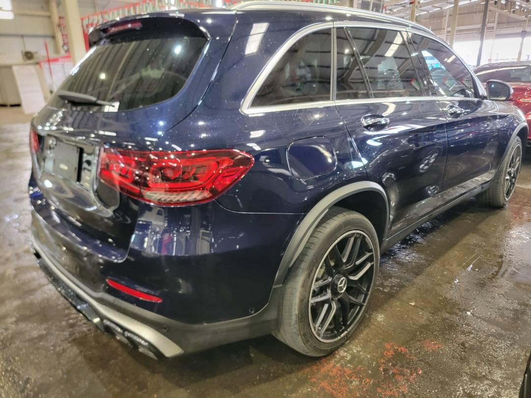 2021 MERCEDES BENZ GLC-300 — 62556 Miles — Lot 7MF973040 — Main - Marhaba Auctions Used Cars - Image 4