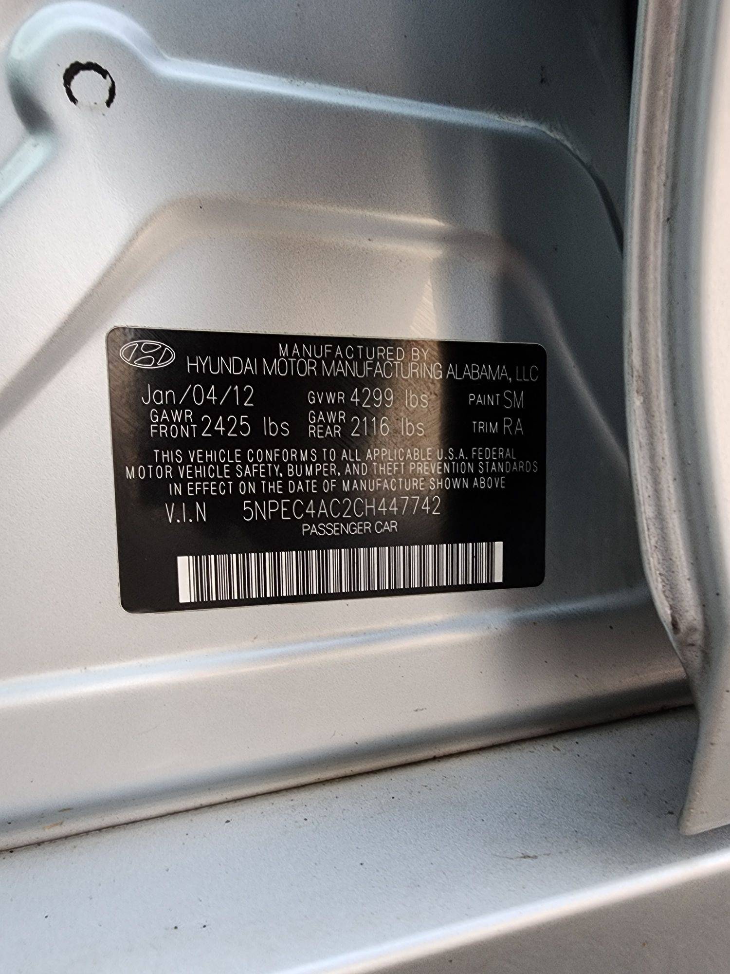 2012 HYUNDAI SONATA — 131661 Miles — Lot 41637274 — Souq - Marhaba Auctions Used Cars - Image 12