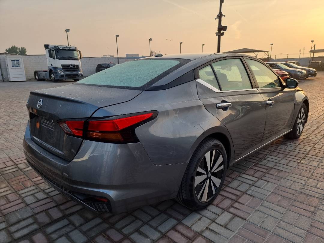 2020 NISSAN ALTIMA — 67677 Miles — Lot 124578 — Ind. 12 - Marhaba Auctions Used Cars - Image 5