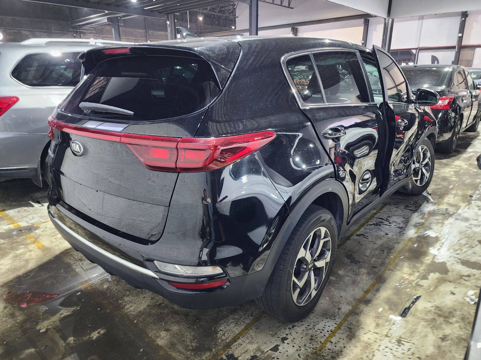 2022 KIA SPORTAGE — 29357 Miles — Lot 962931 — Main - Marhaba Auctions Used Cars - Image 5