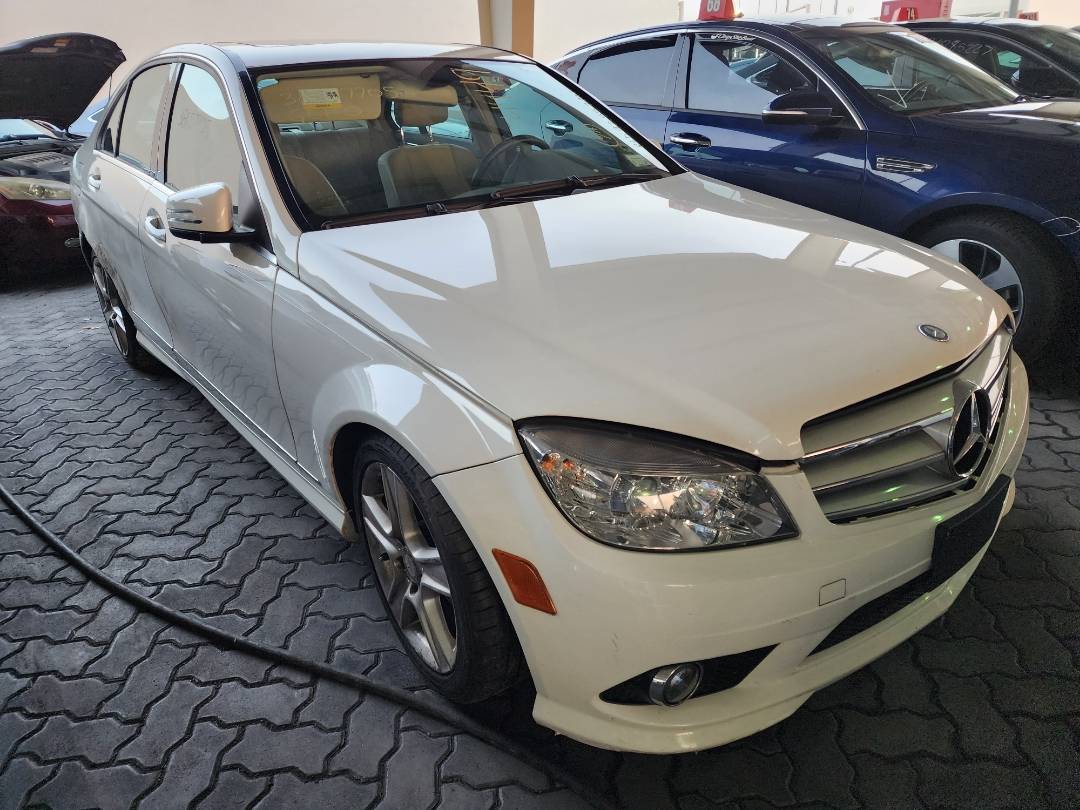 2010 MERCEDES BENZ C300 — 92557 Miles — Lot 38657705 - Marhaba Auctions Used Cars - Image 4