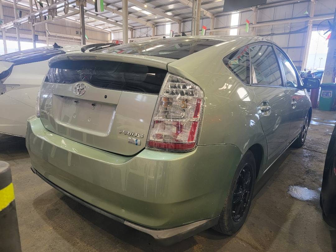 2008 TOYOTA PRIUS — 239554 Miles — Lot 735055 — Main - Marhaba Auctions Used Cars - Image 5