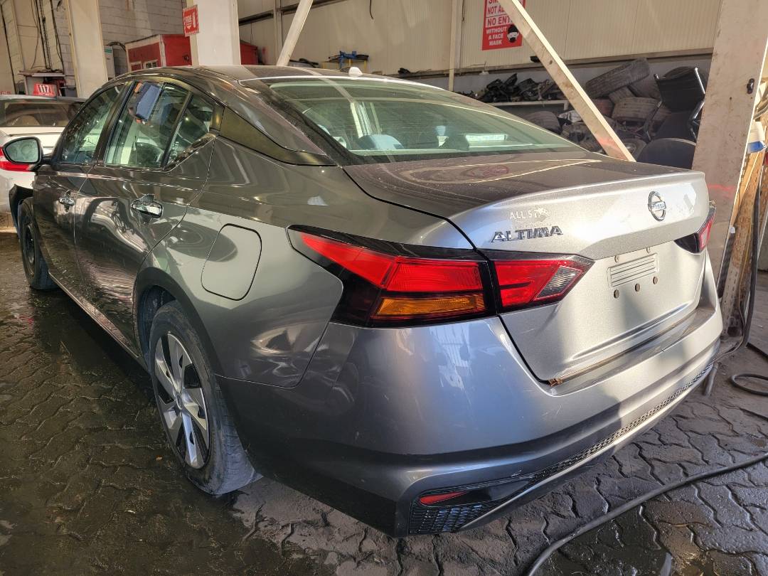 2020 NISSAN ALTIMA — 153263 Miles — Lot C163790 — Main - Marhaba Auctions Used Cars - Image 3