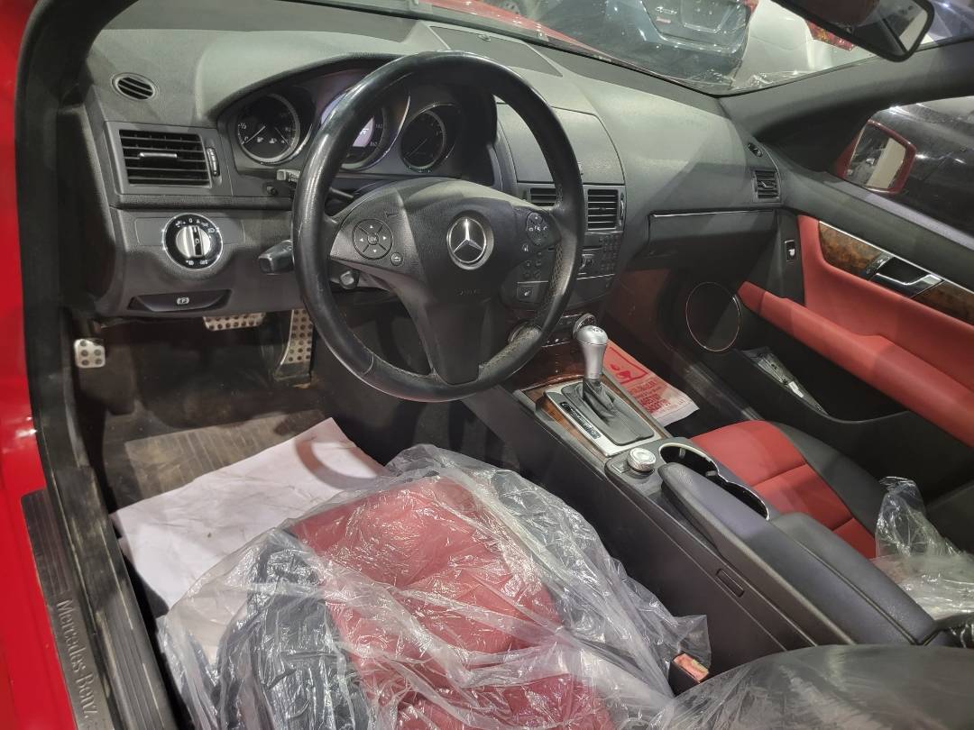 2010 MERCEDES BENZ C300 — 172474 Miles — Lot 123241521 - Marhaba Auctions Used Cars - Image 4