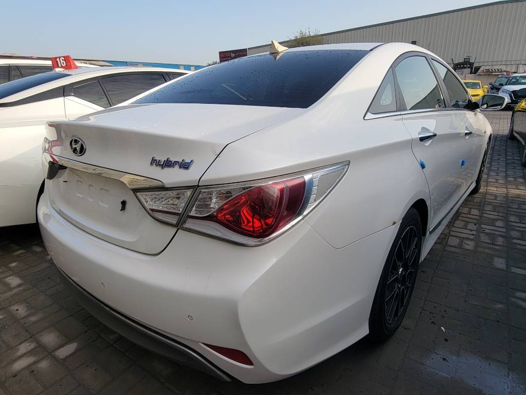 2012 HYUNDAI SONATA — 120201 KM — Lot A043479 — Main - Marhaba Auctions Used Cars - Image 4