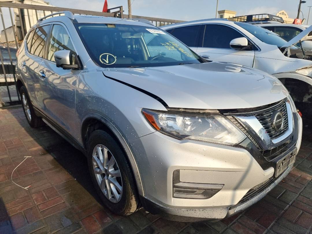 2018 NISSAN ROGUE — 114159 Miles — Lot W489698 — Ind. 12 - Marhaba Auctions Used Cars - Image 3