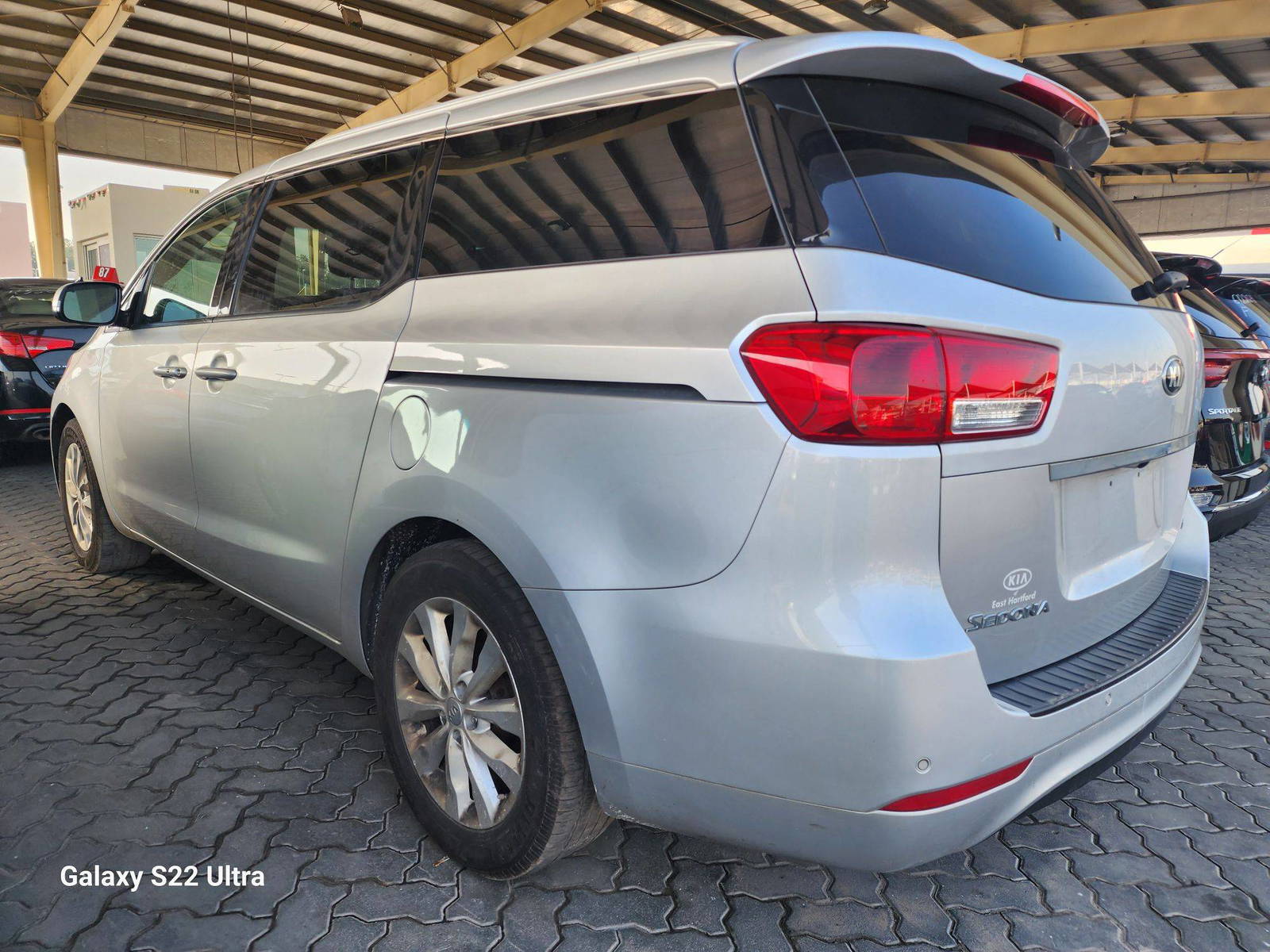 2017 KIA SEDONA — 166537 Miles — Lot 43758504 - Marhaba Auctions Used Cars - Image 7
