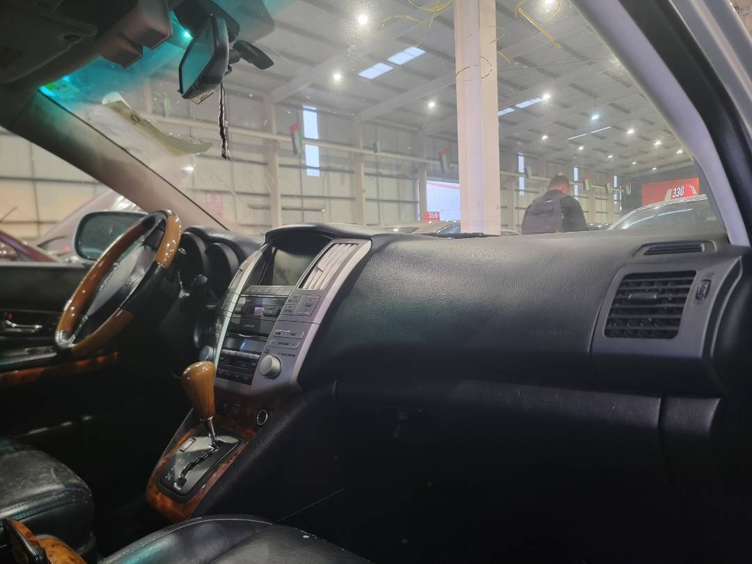 2007 LEXUS RX 350 — 200479 Miles — Lot 38201946 - Marhaba Auctions Used Cars - Image 5