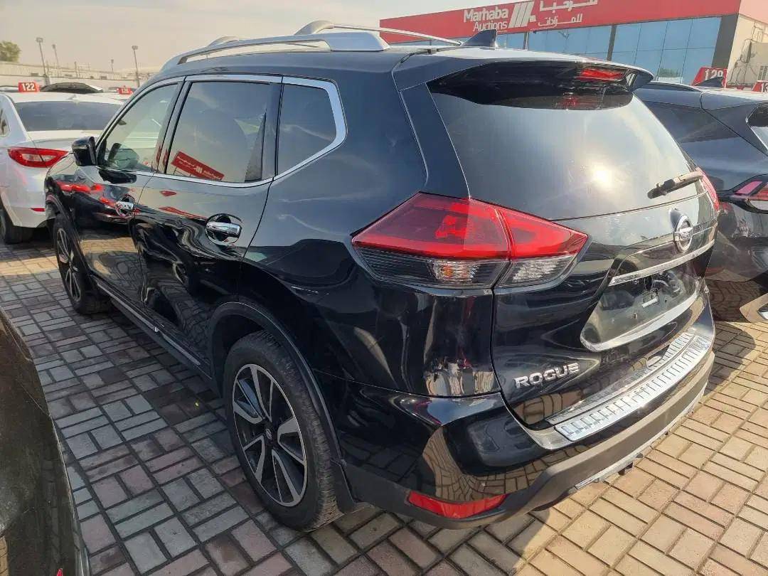 NISSAN ROGUE