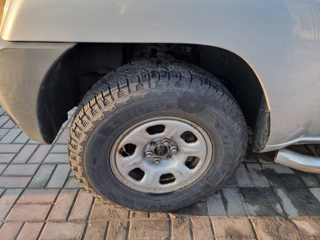 2010 NISSAN XTERRA — 253253 Miles — Lot 215487 — Souq - Marhaba Auctions Used Cars - Image 11