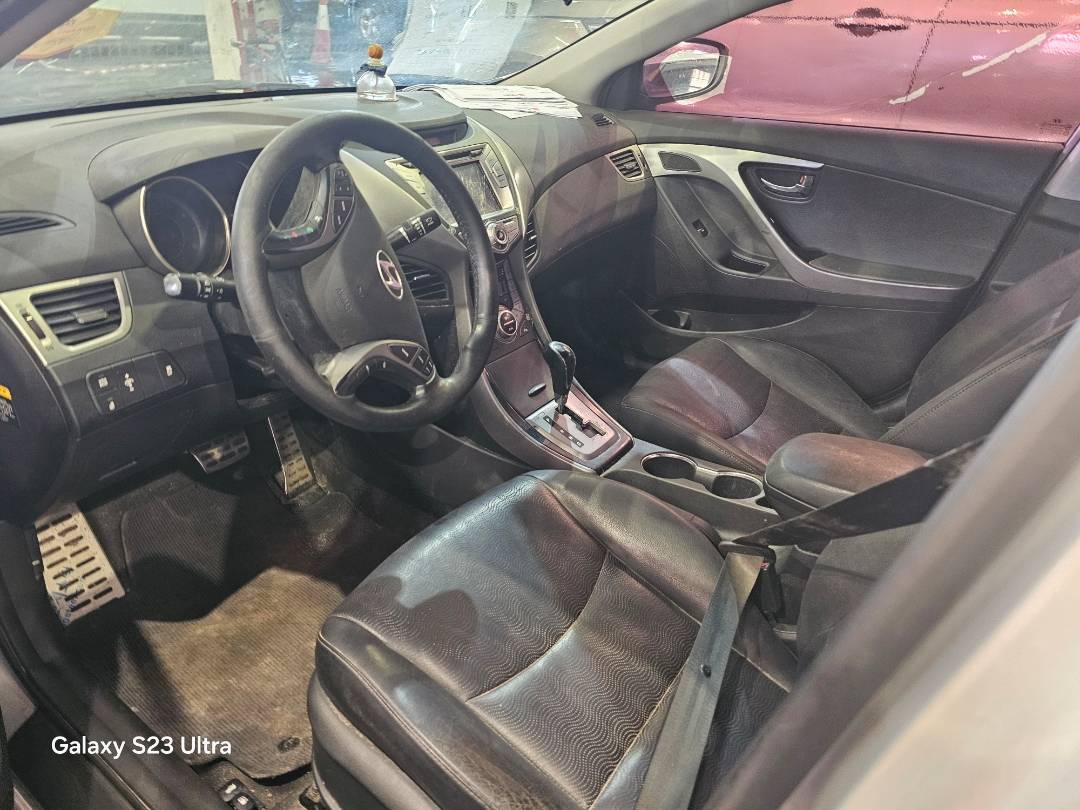 2013 HYUNDAI AVANTE — 274781 KM — Lot 772568 — Main - Marhaba Auctions Used Cars - Image 8