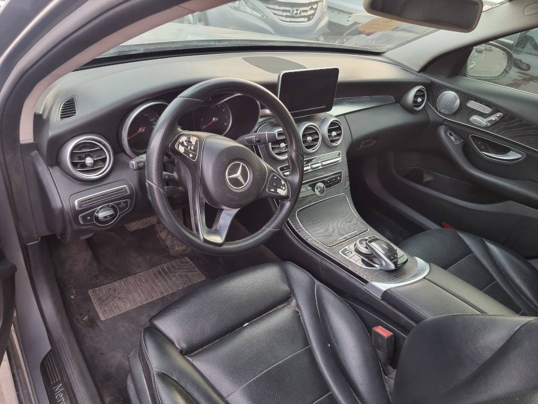 MERCEDES BENZ C300 2015 - Marhaba Auction Used Cars - Image 7