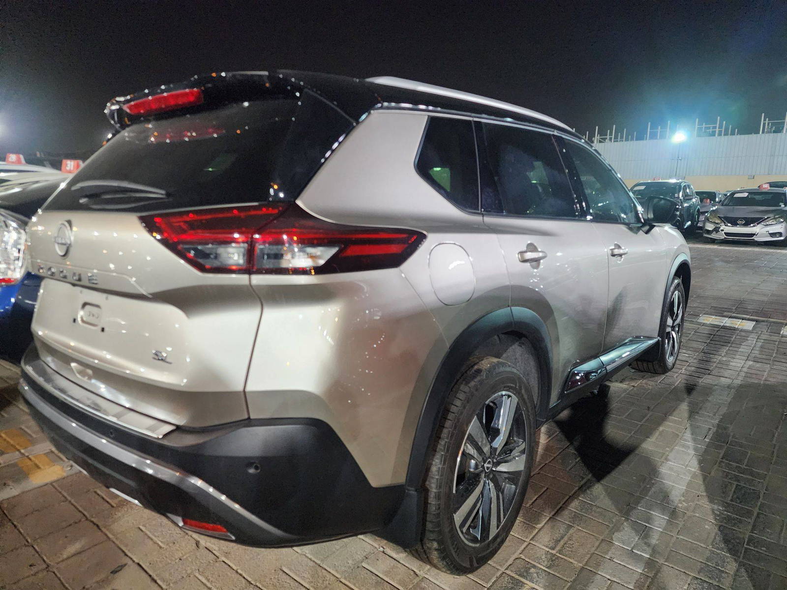 2023 NISSAN ROGUE — sold — 22180 Miles — Lot 43424614 - Marhaba Auctions Used Cars - Image 5