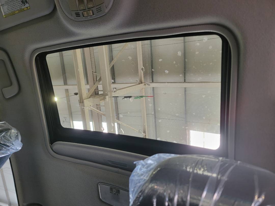 TOYOTA COROLLA 2010 - Marhaba Auction Used Cars - Image 11