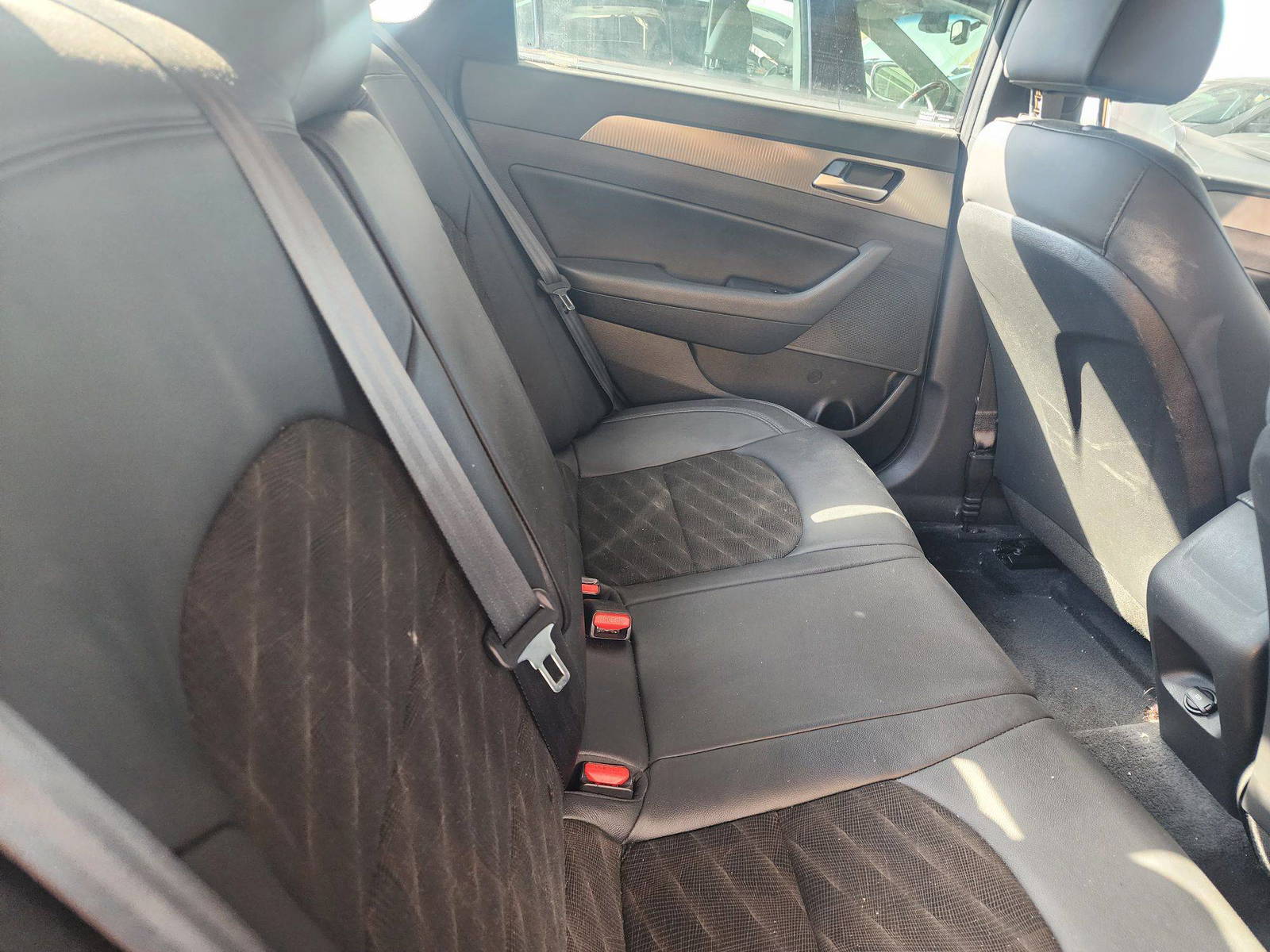 2018 HYUNDAI SONATA — 60572 Miles — Lot 55924873 - Marhaba Auctions Used Cars - Image 10