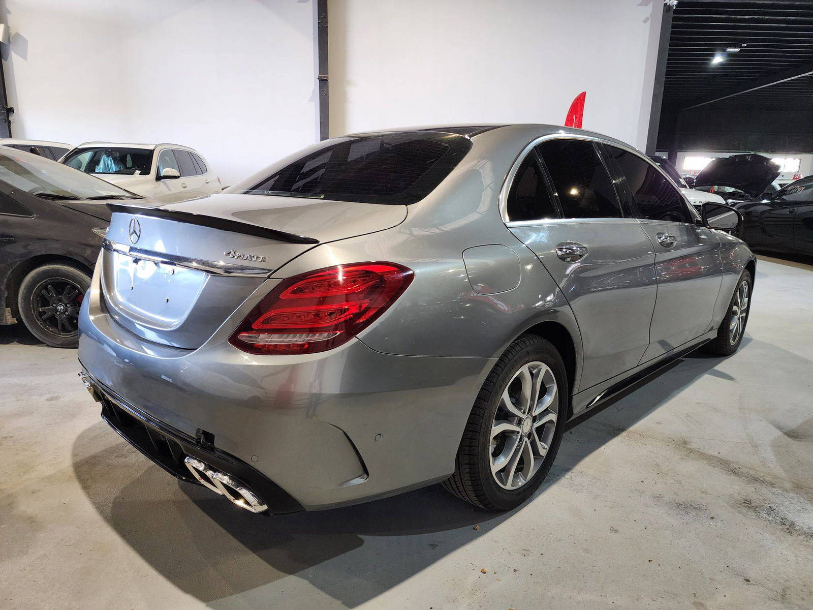 2015 MERCEDES BENZ C300 — 142915 Miles — Lot 28075 — Main - Marhaba Auctions Used Cars - Image 4