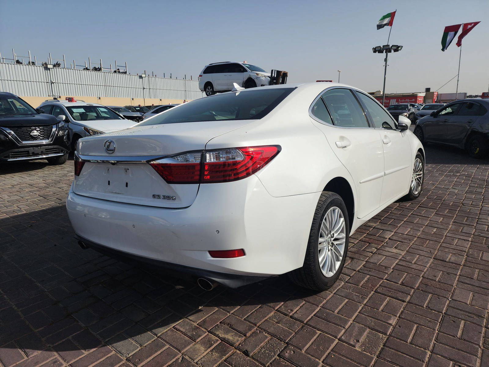 LEXUS ES 350 2013 - Marhaba Auction Used Cars - Image 4