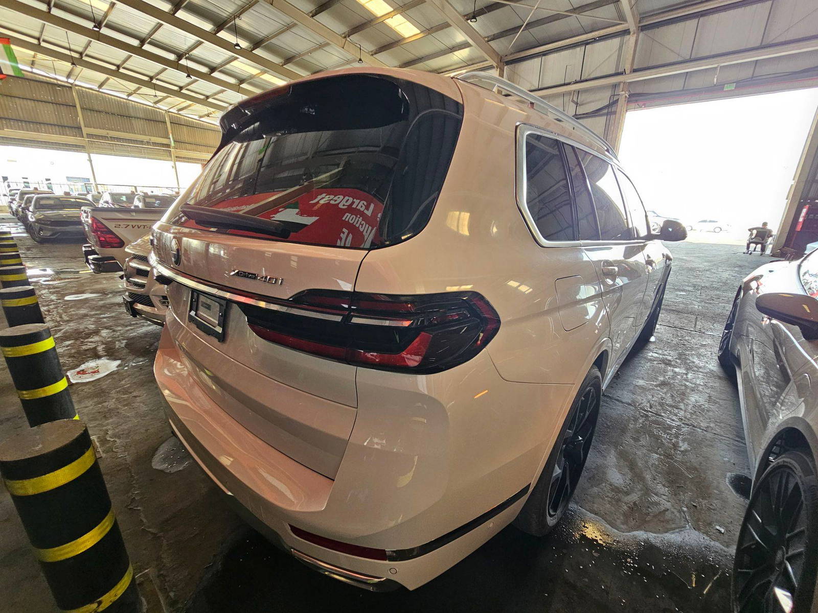 2025 BMW X7 XDRIVE40I — 30811 Miles — Lot 9W84852 — Souq - Marhaba Auctions Used Cars - Image 7
