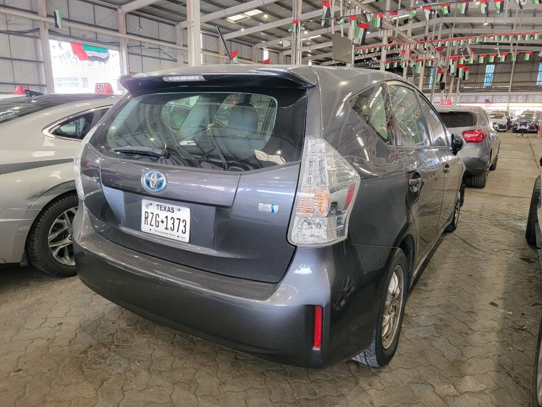 2013 TOYOTA PRIUS — 179864 Miles — Lot UXD3210700 — Main - Marhaba Auctions Used Cars - Image 3