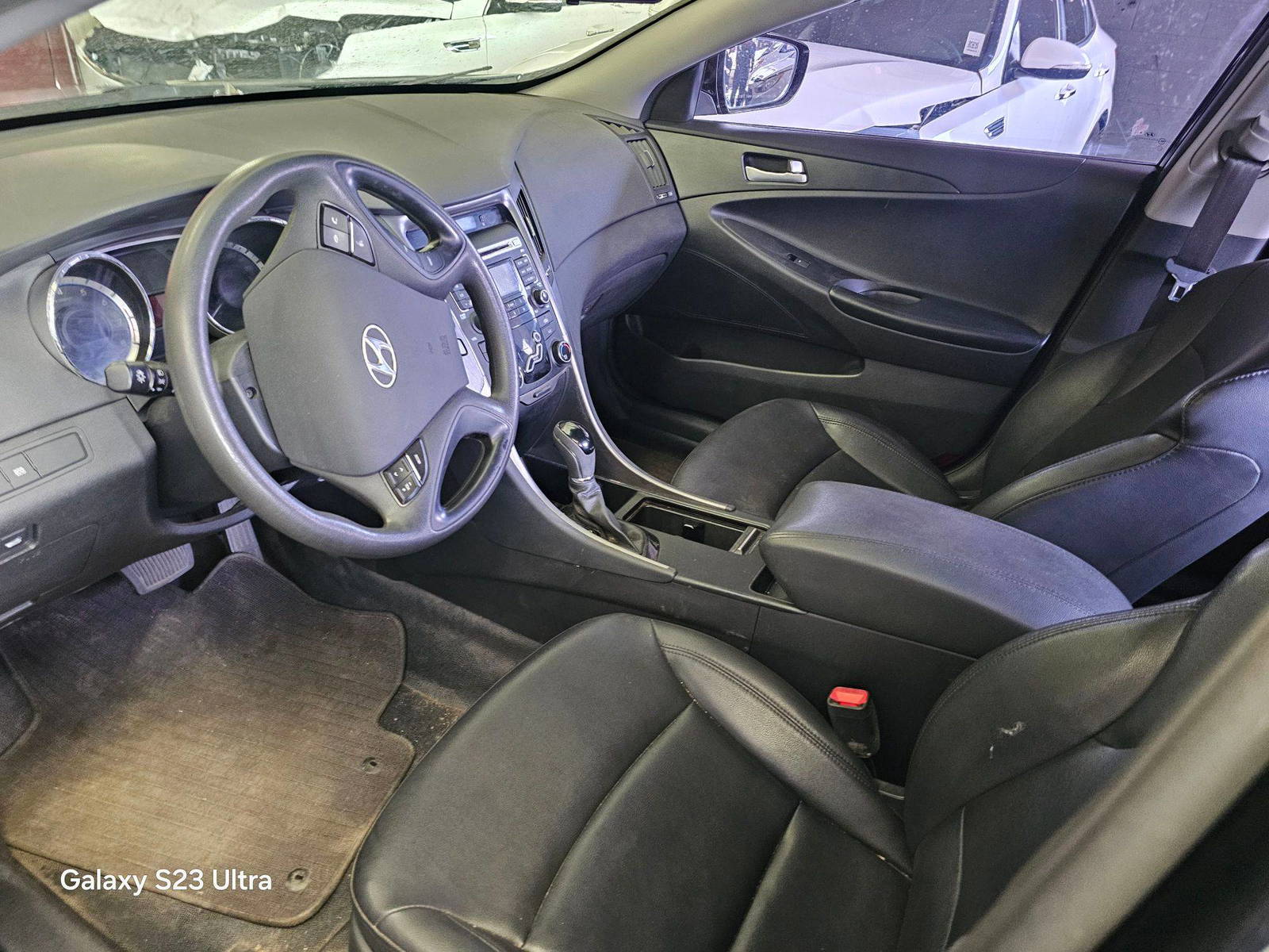 HYUNDAI SONATA 2012 - Marhaba Auction Used Cars - Image 8