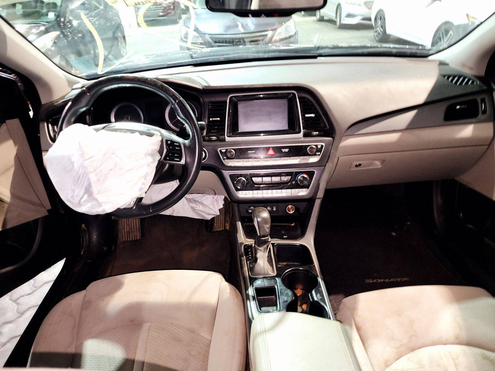 2018 HYUNDAI SONATA — 88904 Miles — Lot 72269594 — Souq - Marhaba Auctions Used Cars - Image 7