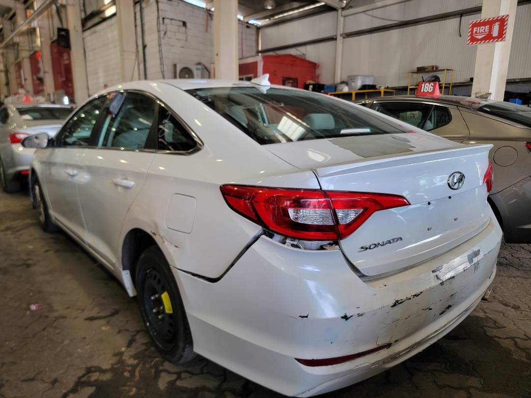 2016 HYUNDAI SONATA — 83526 Miles — Lot GH406145 — Main - Marhaba Auctions Used Cars - Image 3