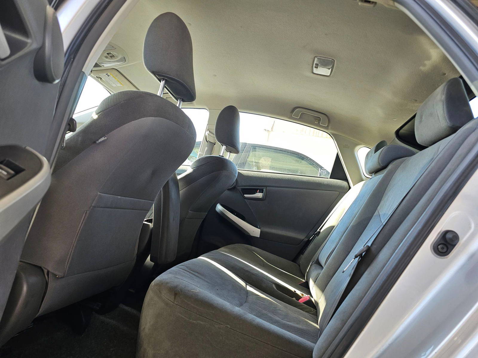 TOYOTA PRIUS 2010 - Marhaba Auction Used Cars - Image 5