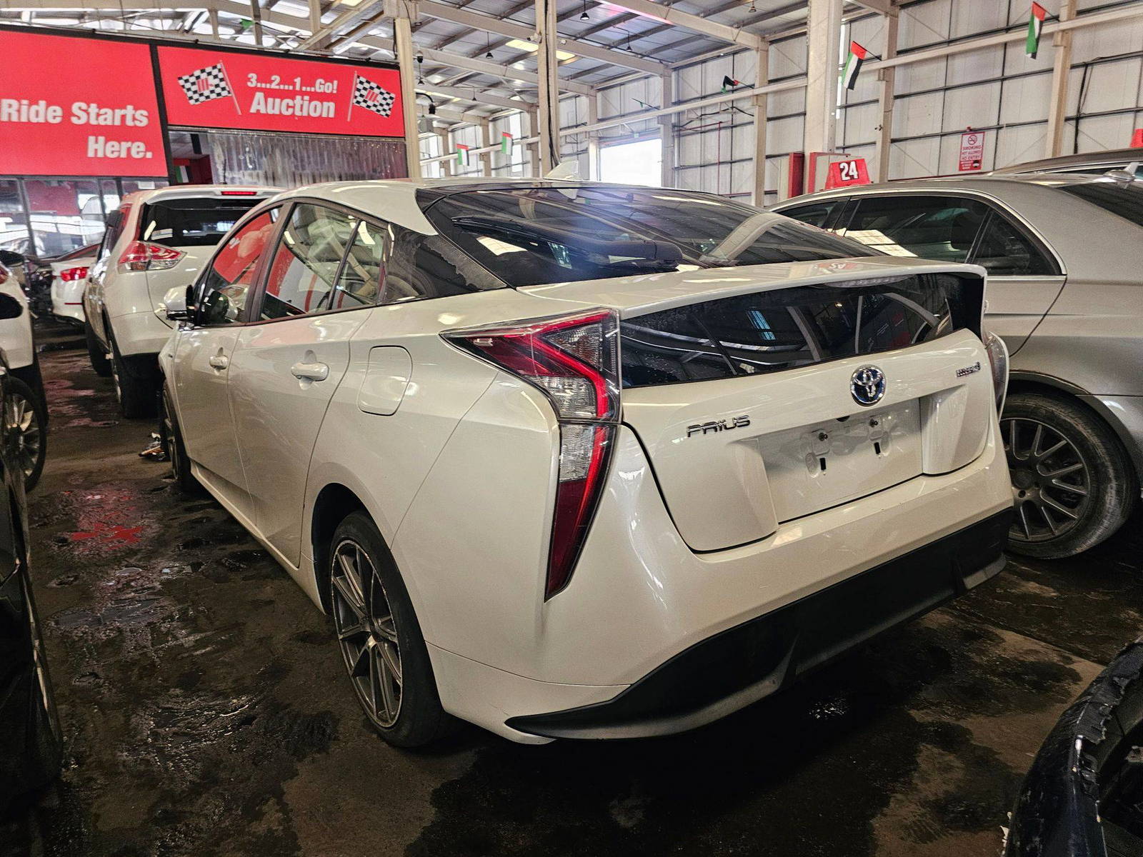 2016 TOYOTA PRIUS — 120652 Miles — Lot G3509977 — Main - Marhaba Auctions Used Cars - Image 3