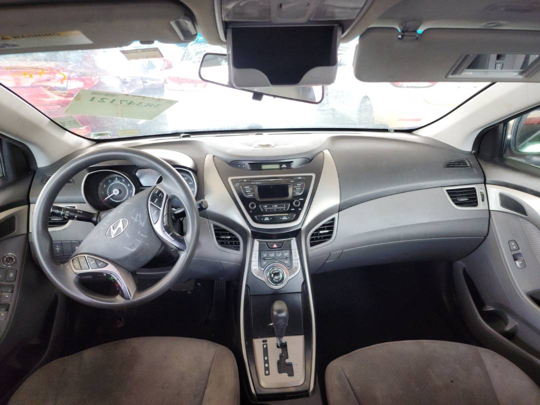2013 HYUNDAI ELANTRA — 211219 Miles — Lot 6318 — Souq - Marhaba Auctions Used Cars - Image 8