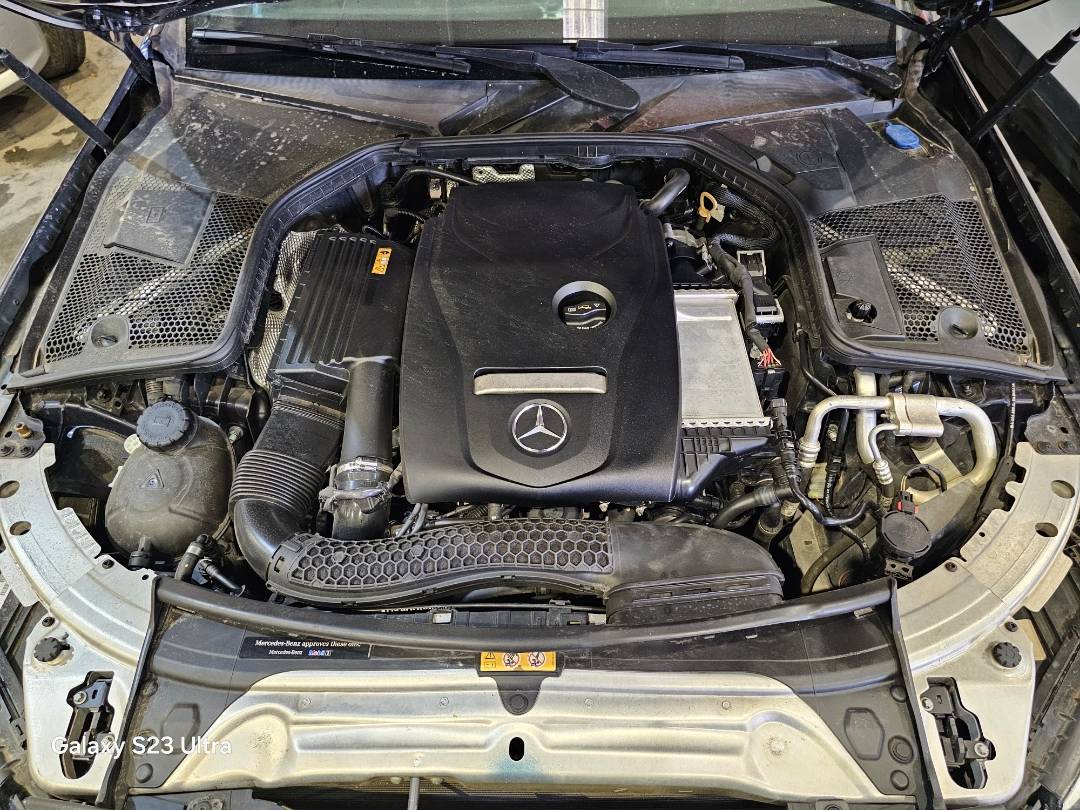 2018 MERCEDES BENZ C300 — 107707 Miles — Lot 279184 — Main - Marhaba Auctions Used Cars - Image 12