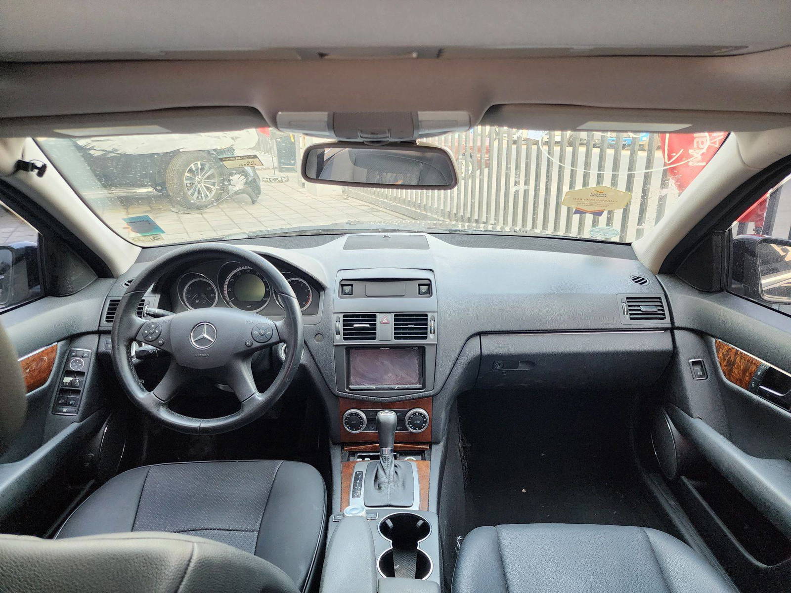 MERCEDES BENZ C300 2011 - Marhaba Auction Used Cars - Image 8