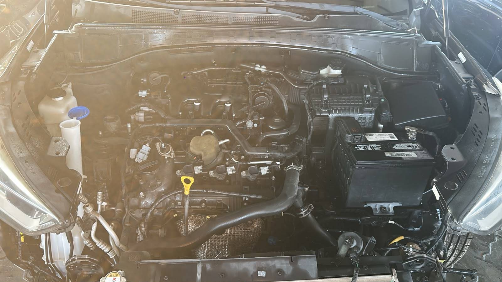 2017 HYUNDAI SANTA FE — 135649 Miles — Lot HU221702 — Souq - Marhaba Auctions Used Cars - Image 9