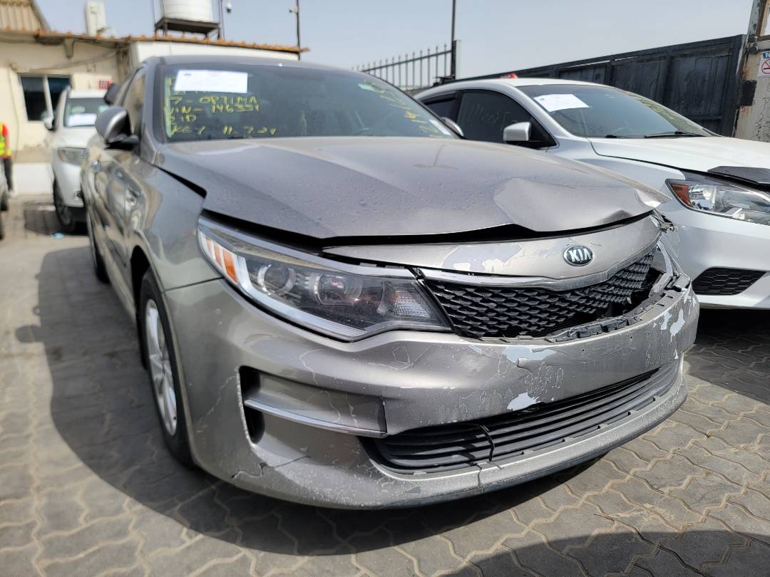 2017 KIA OPTIMA — 217809 KM — Lot 12141258 — Main - Marhaba Auctions Used Cars - Image 4