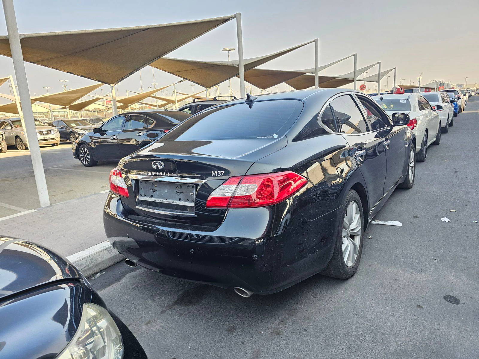 2011 INFINITI M37 — 175651 KM — Lot XBM511825 — Souq - Marhaba Auctions Used Cars - Image 6
