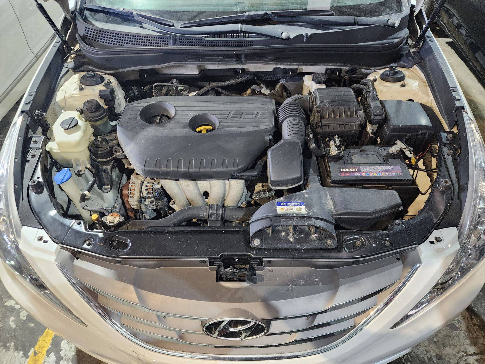 2012 HYUNDAI SONATA — 164230 KM — Lot 215487 — Al Quoz - Marhaba Auctions Used Cars - Image 13