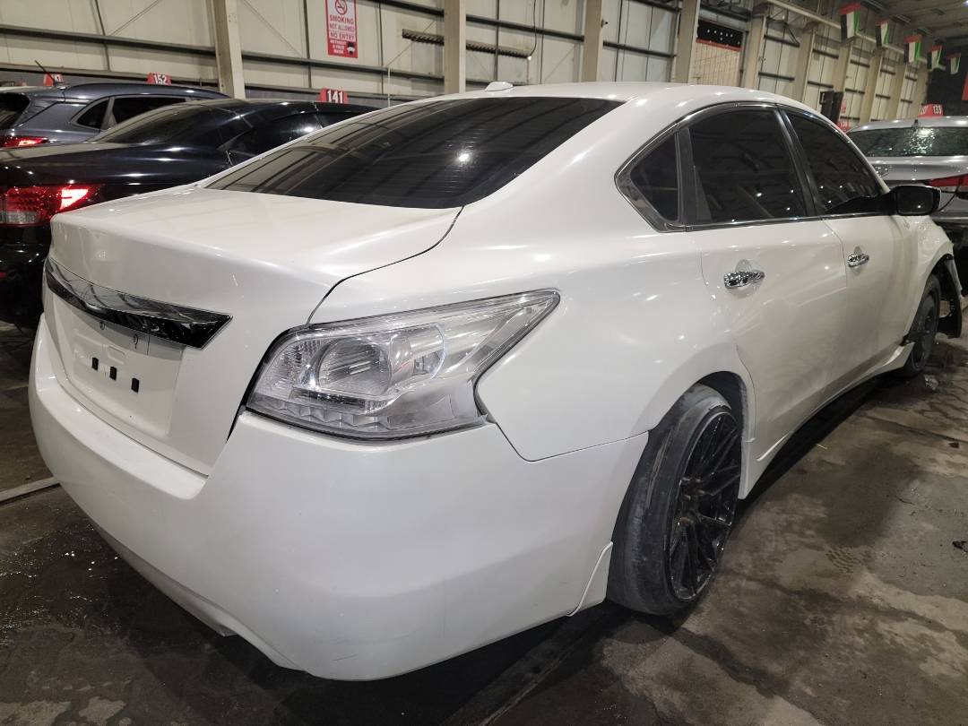 2015 NISSAN ALTIMA — 110961 Miles — Lot C268396 - Marhaba Auctions Used Cars - Image 3