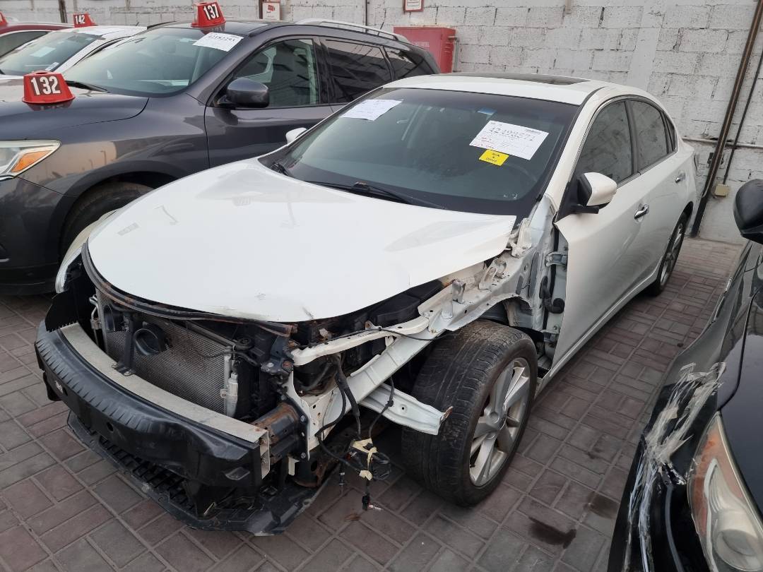 2014 NISSAN ALTIMA — 229092 Miles — Lot 215478 — Ind. 12 - Marhaba Auctions Used Cars - Image 5